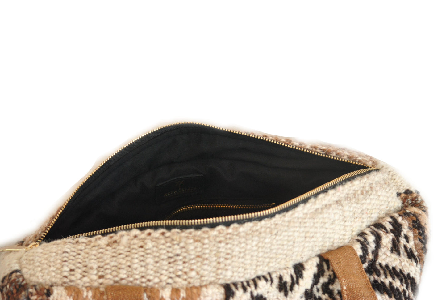 Handwoven Alpaca Shoulder Bag - Stylish and Sustainable Craftsmanship. Alba